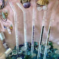 Crystal Glass Straws Gift Set: 5 Healing Drinking Crystal Straws | 2 Chakra Stone Pendants | 2 Gemstone Heart Earrings | 2 Essen