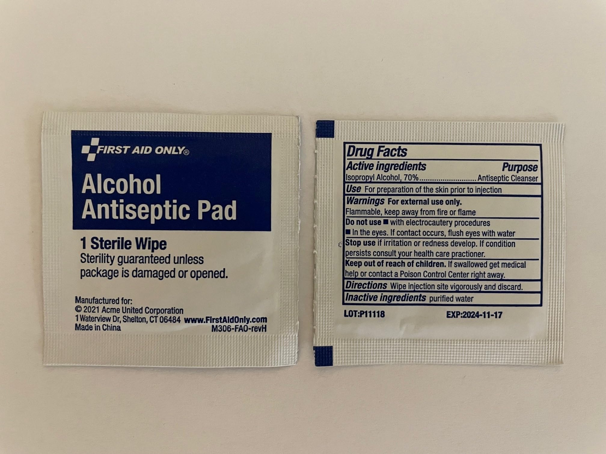 First Aid Only 12-110 Alcohol Wipes, Individually Wrapped, 100 Per Box