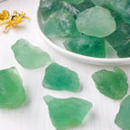 Apengshi Green Fluorite Raw Crystals 2PCS Natural Rough Rocks Healing Crystal and Stones DIY Raw Stones Meditation Fountain Gard
