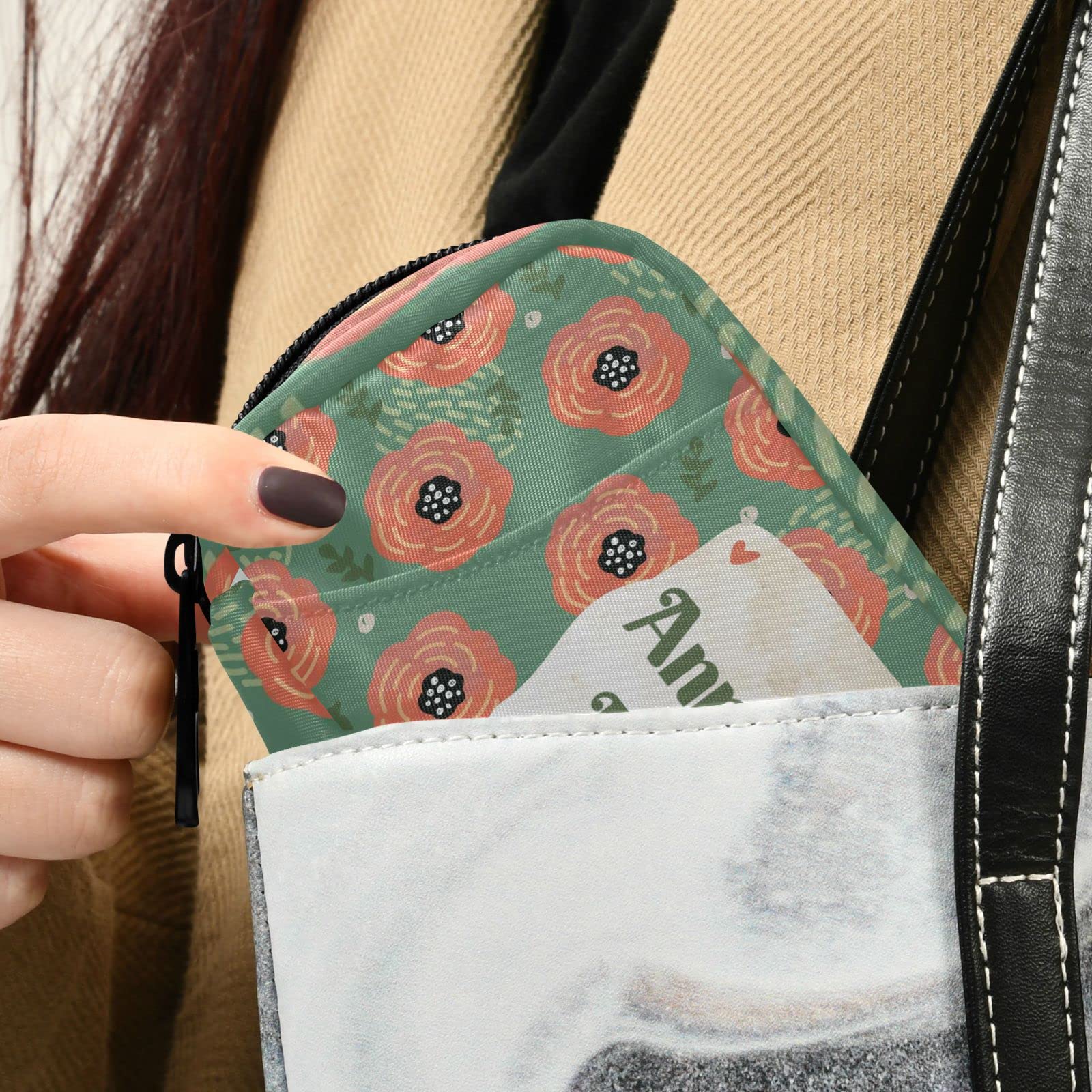Custom Pill Box 7 Day Pill Case Bag Vintage Poppies Floral Personalized Name Travel Pill Organizer Bag with Zipper Portable Week