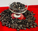 Indian Consigners Natural Crushed Polished Tumbled Gem Stone Chips, Decoration & Healing Crystals (Hematite)