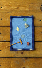 Natures Mark Mini Zen Garden Kit for Desk with Rake, Blue Sand, Miniature Mermaid Clam Corlal Figures, Wavy Base, Glass Rocks