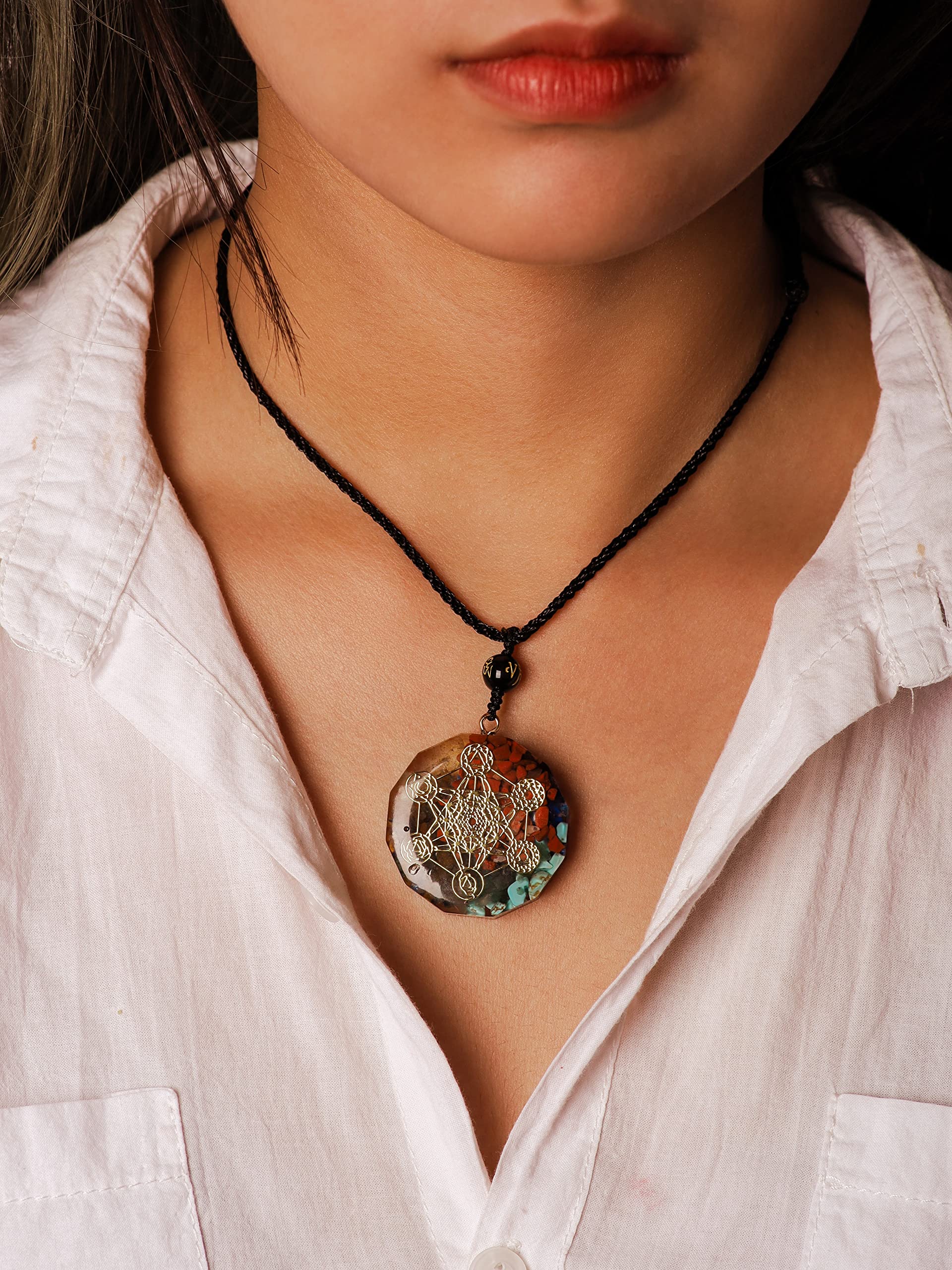 MINACHI Orgone Necklace, 7 Chakra Orgonite Metatron Cube Sacred Geometry Pendant for Spiritual Healing and Positive Energy Medit