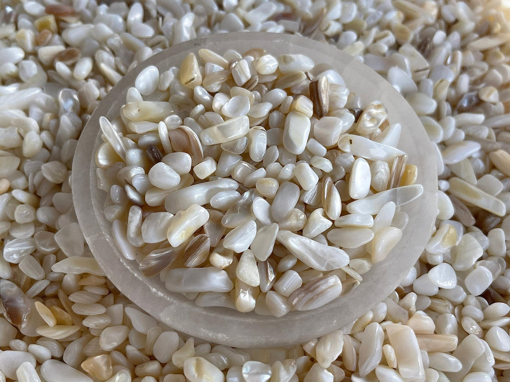 GAF TREASURES 2 oz Lot Natural Semi Tumbled Gemstone Chips, Crushed Mini Crystals, Undrilled Crystal Chips (Mother of Pearl)