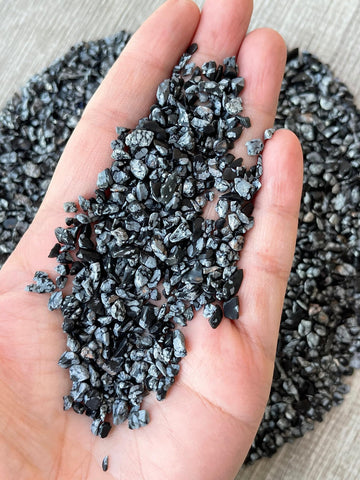 GAF TREASURES 2 oz Lot Natural Semi Tumbled Gemstone Chips, Crushed Mini Crystals, Undrilled Crystal Chips (Snowflake Obsidian)