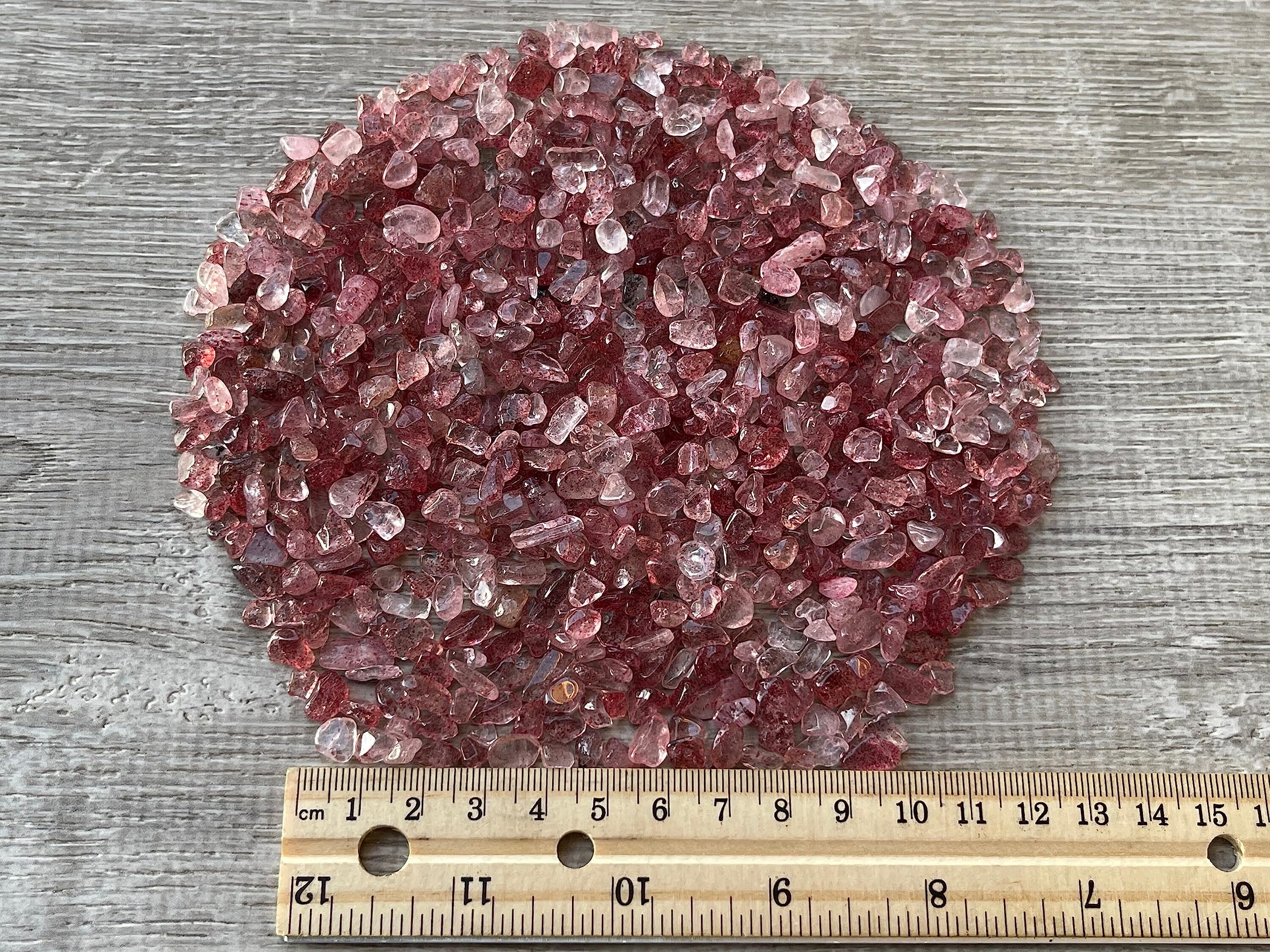 GAF TREASURES 2 oz Lot Natural Semi Tumbled Gemstone Chips, Crushed Mini Crystals, Undrilled Crystal Chips (Strawberry)
